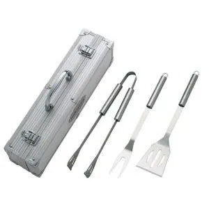 COFFRET METAL AVEC 3 ACCESSOIRES 3170