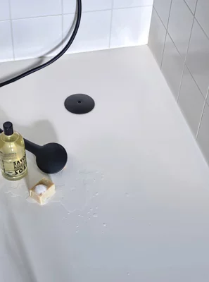 Bonde douche extra plate noir - Larg. 11,8 x H.5,8 x Diam. 9 cm