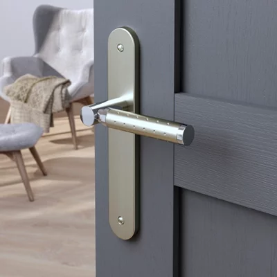 Poignée de porte "Bernice" sans trou - Entraxe 195 mm