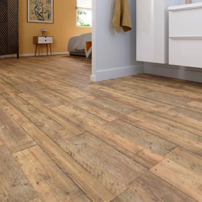 Sol stratifié à clipser aspect mat  chêne "Davoli" compatible pièces humides - L. 128,5 x l. 28 cm x Ép. 8 mm