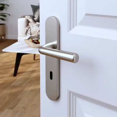 Poignée de porte "Derenic" avec trou pour clé - Effet nickel - Entraxe adaptable 165-195 mm
