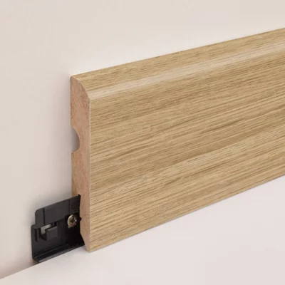 Plinthe à clipser mat effet bois L. 220 x H. 8 cm x Ép. 13 mm