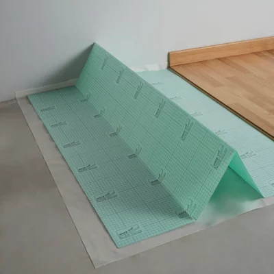 Sous-couche en mousse XPS 2.2 mm - 15 m². L. 1200cm x l. 125cm