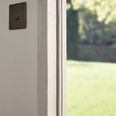 Joint adhesif "profil p" blanc 12m