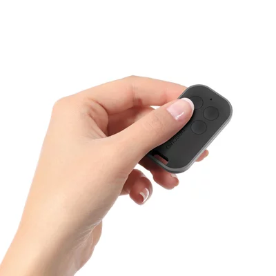 Télécommande 4 touches noire mat pour motorisation portail et porte de garage