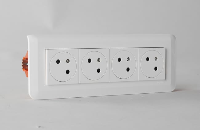 Image principale de Kit 4 prises 2P + T encastrées - LEGRAND
