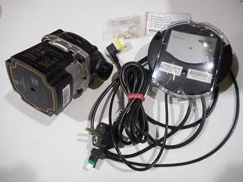 CIRCULATEUR SOL.UPM3+BOIT.+CABLE DN20 7655850