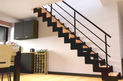 Escalier crémaillière droit Costa rampe acier marche hêtre l. 2.75 m
