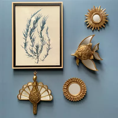 Décoration murale paon métal doré H.24cm Emde