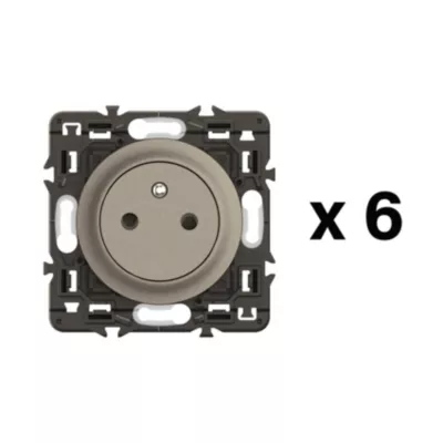 6 prises de courant 2 ports avec terre Legrand Céliane titanium