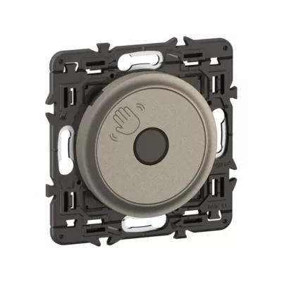 Interrupteur va-et-vient sans contact Legrand Céliane titanium 2000W