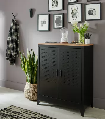 Armoire basse en métal coloris noir mat avec plateau effet chêne
