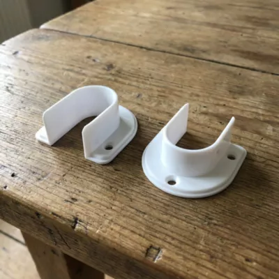 2 naissances plastique blanc pour tringle de penderie ø1.6 cm