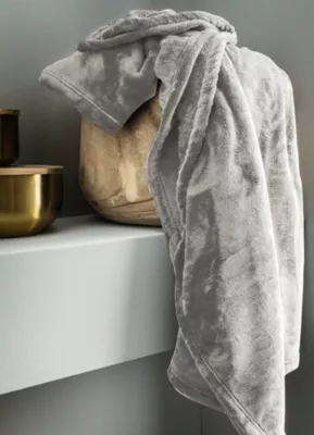 Plaid microplush gris L.150 x l.120 cm