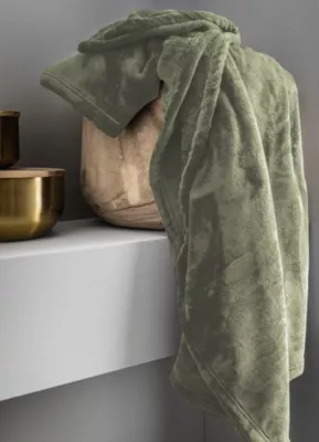 Plaid microplush vert L.150 x l.120 cm