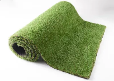 Gazon artificiel 1 x 4 m ép.15 mm (vendu au rouleau)