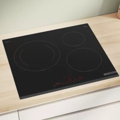 Plaque de cuisson induction 3 foyers - coloris noir - l.59,2 x P.52,2 x H.5,1 cm - Bosch PIJ631HB1E