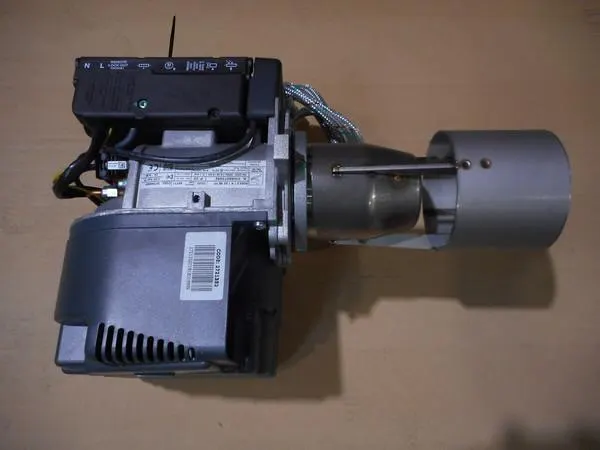 BRULEUR RIELLO 22KW SE FF 7681884