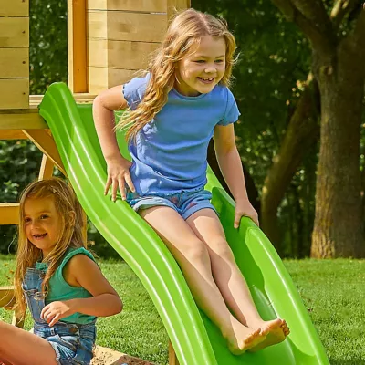 Cabane pour enfant dans les arbres TP Toys avec toboggan, portique et balançoire