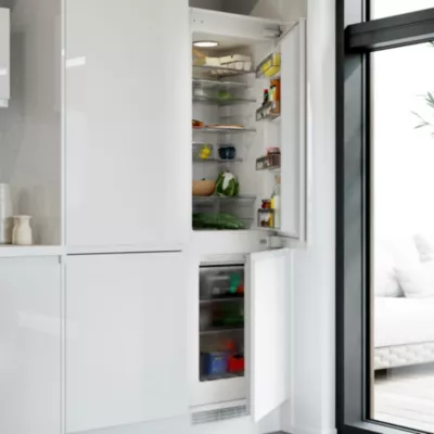 Réfrigérateur congélateur encastrable porte réversible GoodHome GHBI7030FFEU 182L / 56L, blanc