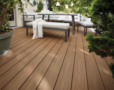 Lame de terrasse composite coloris teck Neva Premium Klikstrom L.220 x l.14,5 cm