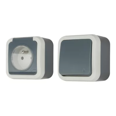 Ensemble 2 prises avec terre monobloc et 1 interrupteur va-et-vient étanche Jacobsen Malinn