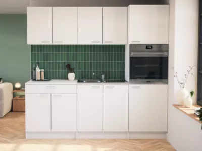 Cuisine 1er prix Primalight blanc avec poignées et plan de travail inclus