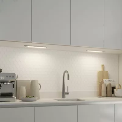 Réglette sous meuble à détection Menezes LED intégrée blanc neutre IP20 330lm 6.5W L.28,5xl.4,2xH.1cm chrome GoodHome