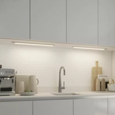 Réglette sous meuble à détection Menezes LED intégrée blanc neutre IP20 570lm 10W L.58,5xl.4,2xH.1cm chrome GoodHome