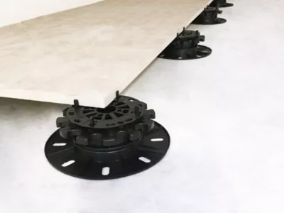 Plot noir pour dalle 35/60 mm vendu par 60 pièces