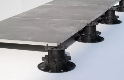 Plot pour dalles 60/115 mm vendu par 70 pièces