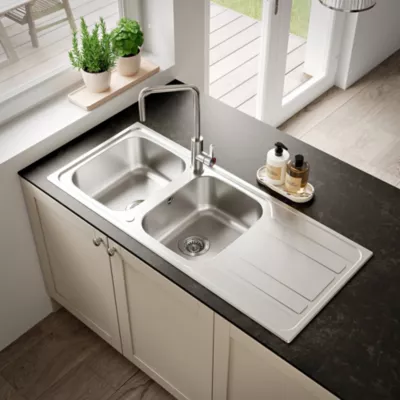 Évier à encastrer en inox microstructuré 2 bacs avec égouttoir L.116 x P.50 cm, GoodHome Lucerne