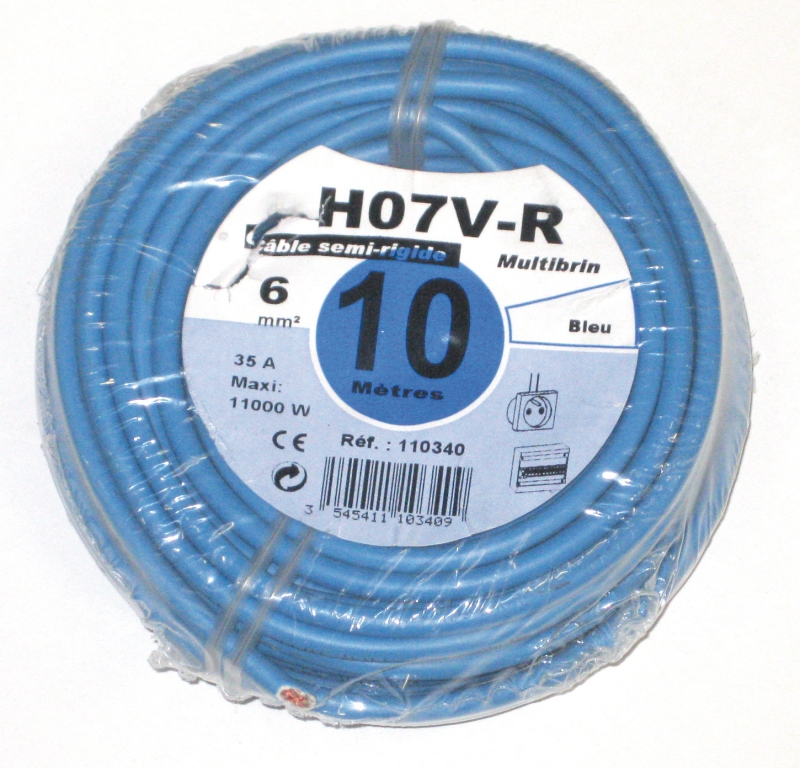 Fils rigides HO7V-U - HO7V-R isolant PVC tension nominale : 450/750 V - norme NF C 32-201 utilisations : installations domestiques, logements, bureaux, etc. pose air libre, sur support isolateur, sous moulure, tube, fourreau, plinthe, en locaux secs rayon de courbure : 3 fois le diamètre extérieur