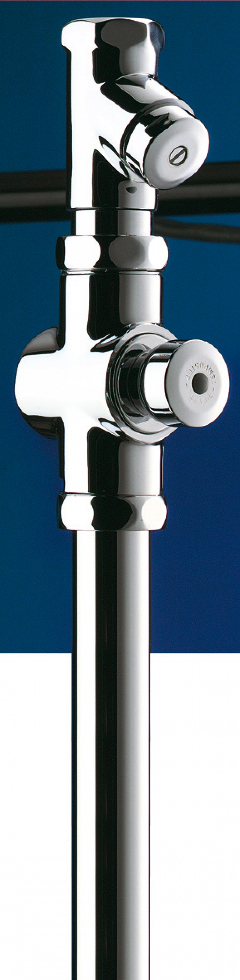 ROBINETS TEMPORISÉS DE WC