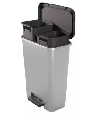 Poubelle de cuisine 46L Keter Compatta en plastique coloris gris ouverture à pédale l.47,8 x P.29 x H.62,6 cm