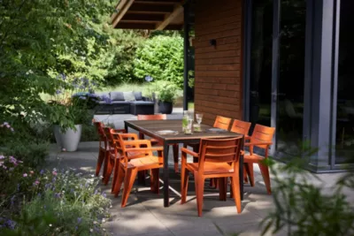 Table de jardin Porto en acier et résine imitation bois - 6 à 8 personnes - L.195 x l.90 x H.75 cm