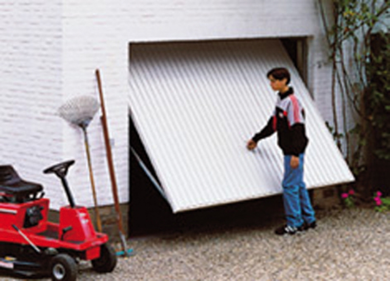 Portes de garage basculantes EUROPRO avec tablier acier - dim. L x H : 2375 x 2000 mm