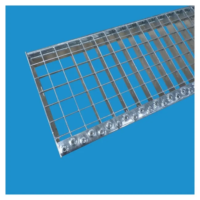 Marche Caillebotis acier galvanisé - 600 mm x 240 mm