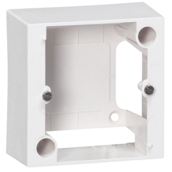 Image principale de Cadre saillie pour prise 20A 82mm x 82mm profondeur 40mm 55439 Ref 055439