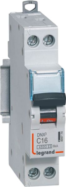 Disjoncteur DNX3 4500 vis/vis U+N 230V~ 16A 4,5kA courbe C 1 mod Ref.406774