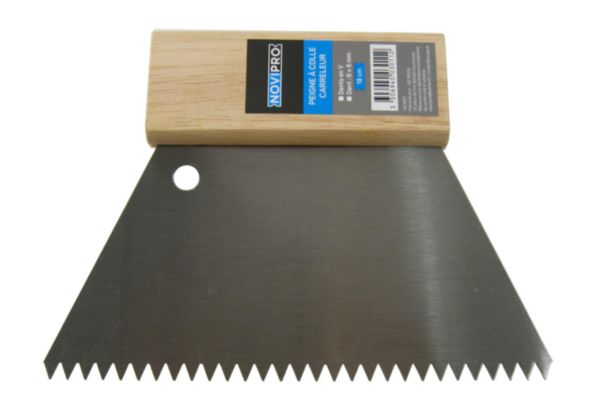 Peigne à colle Novipro dents 6x6 en V longueur 180mm
