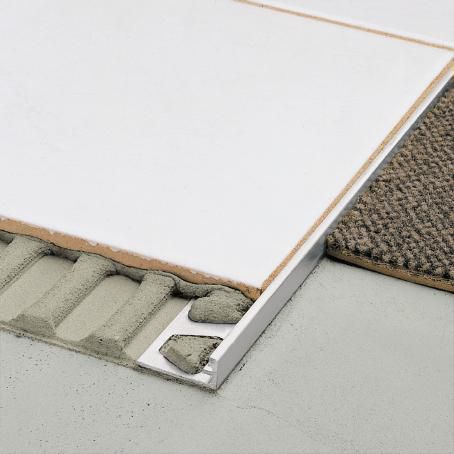 Profilé en aluminium naturel anodisé mat pour revêtement de sol Schiene AE250 2,50m Schlüter