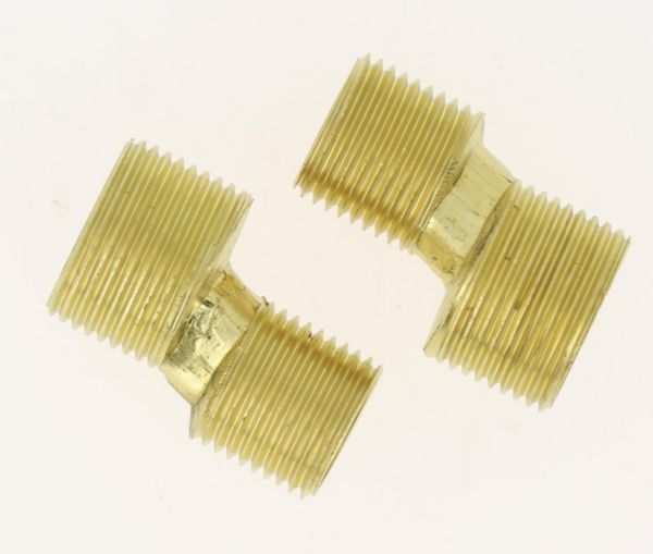 Raccords excentriques pour mitigeurs Alterna Primeo
