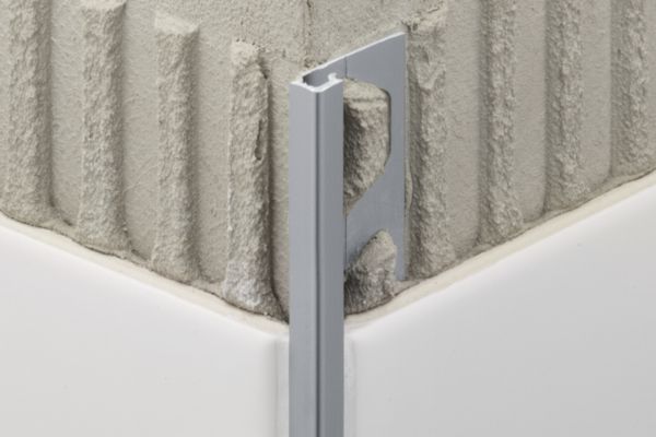Profilé de finition Quadec ACGB aluminium chromé anodisé brossé pour revêtement mural Q100ACGB 2,50m Schlüter