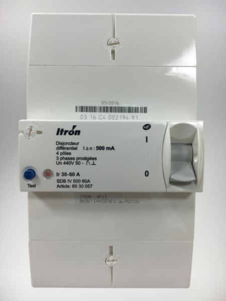 Disjoncteur différentiel tetra 500ma btiv 50060 Réf AVDB0105505X