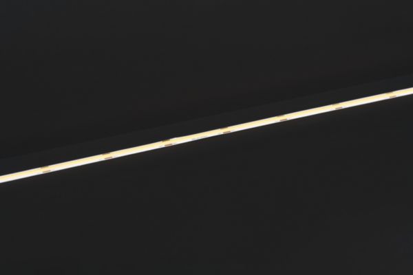 Pack bandeau Led 5m ZANIAH COB IP20, blanc 4000K, IRC>90, SDCM3, 5W/m, 618lm/m 124lm/W, 320LED/m, 180°, 24VDC - avec alimentation Réf. 472501