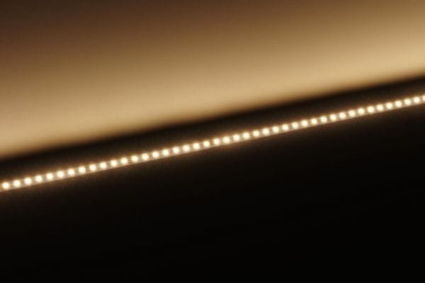 Bandeau Led SM SPI IP20 blanc 3000K IRC>90 SDCM3 11W/m 1252lm/m (114lm/W) 120LED/m 120° 24VDC sécable IP20 câble non fourni 20AWG 3x0,5mm installation via contrôleur SPI non inclus Réf. 74400SM