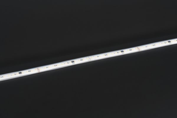 Bandeau LED SM SPI IP67 blanc 4000K IRC>90 SDCM3 11W/m 1207lm/m (110lm/W) 120LED/m 120° 24VDC IP67 installation via contrôleur SPI non inclus Réf. 74471SM