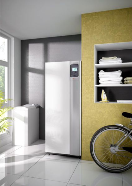 Chaudière sol fioul à condensation tout intégré 25 Kw brûleur bas NOx compatible biofioul F30 régulation de série sur sonde extérieure chauffage et ecs integré Réf. 026002