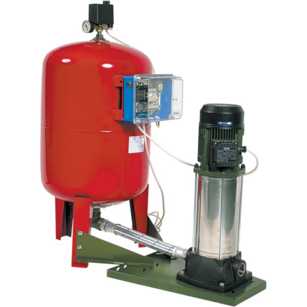 Groupe de surpression AQUABLOCK 45-120/200 TRI alimentation électrique 400 V - 1,85 kW - 4,6 A débit 8,4 m³/h pression 5 bar équipé d'une pompe KVC 45/120T et d'un réservoir à vessie de 200 L raccordements 1"1/4 F Réf. 205205